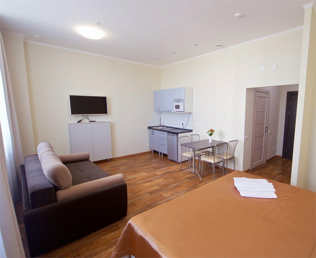 Студия бизнес Double