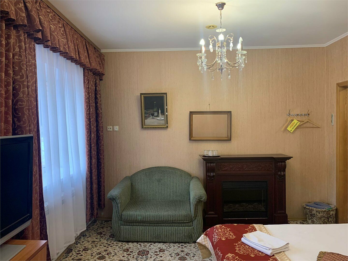 Четырехместный номер с ванной комнатой