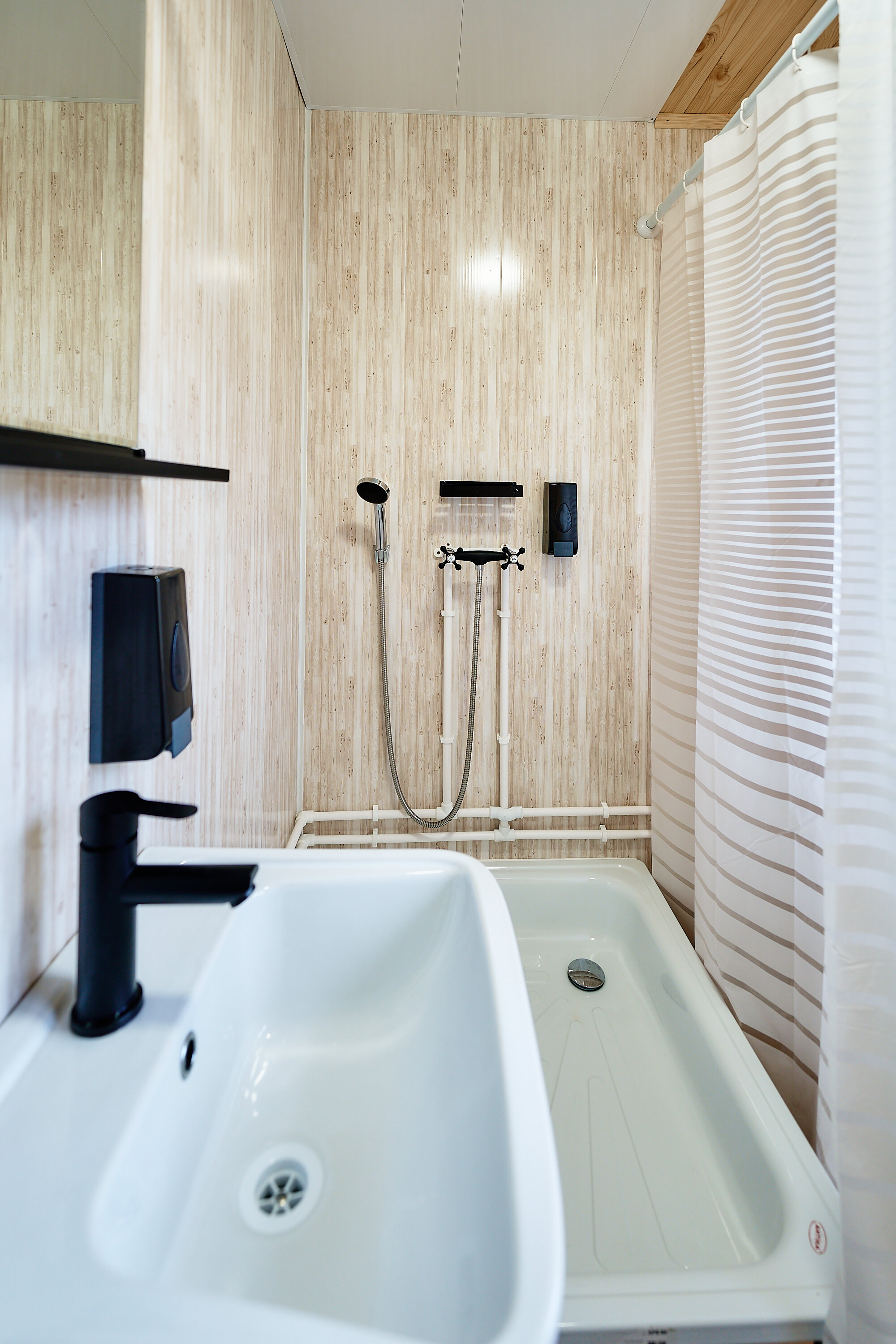 Двухместный номер с 2 отдельными кроватями и ванной