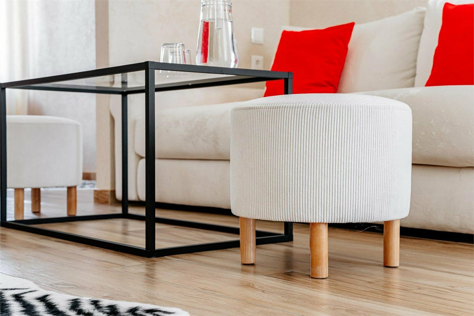 Пино Гри. Комната №9