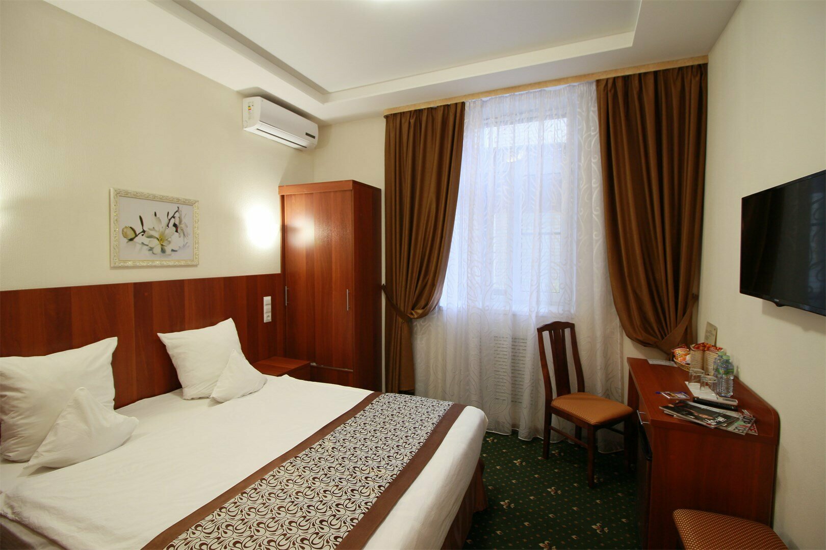 Улучшенный двухместный номер с 1 кроватью