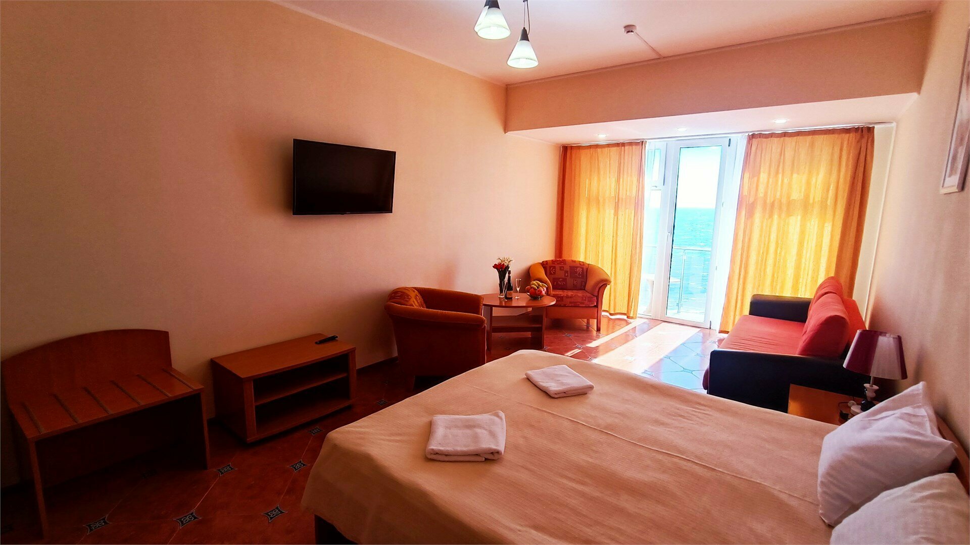 Улучшенный с балконом (1 корпус)