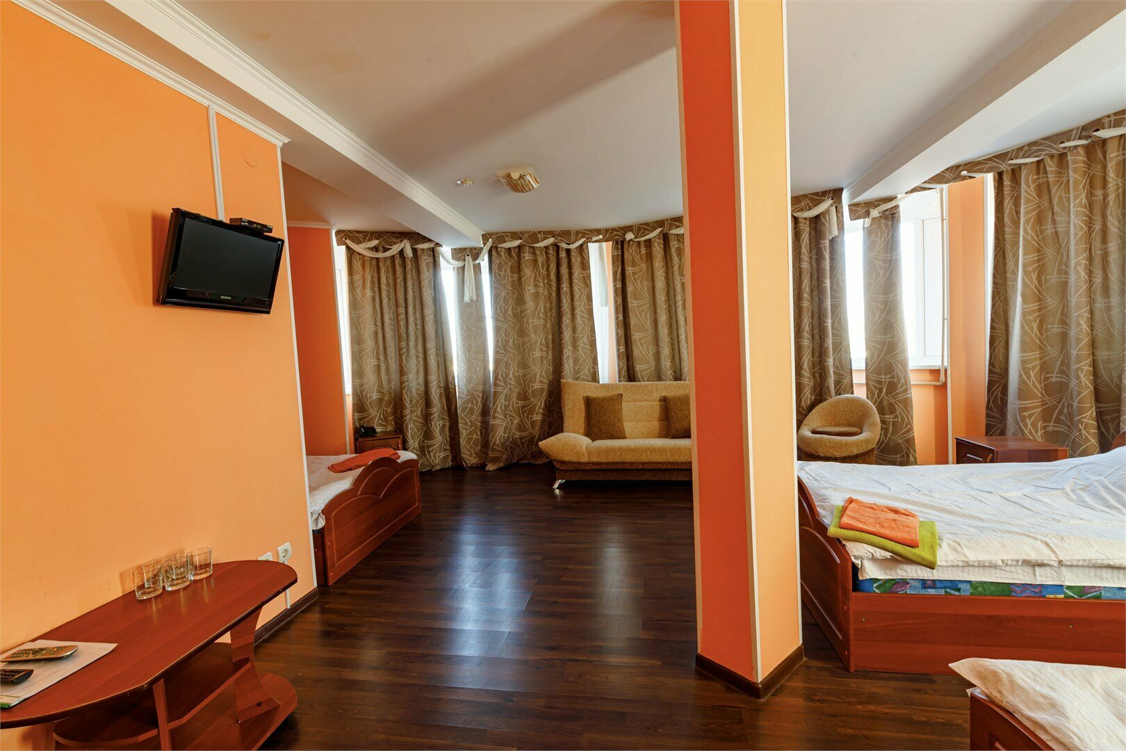 Пятиместный