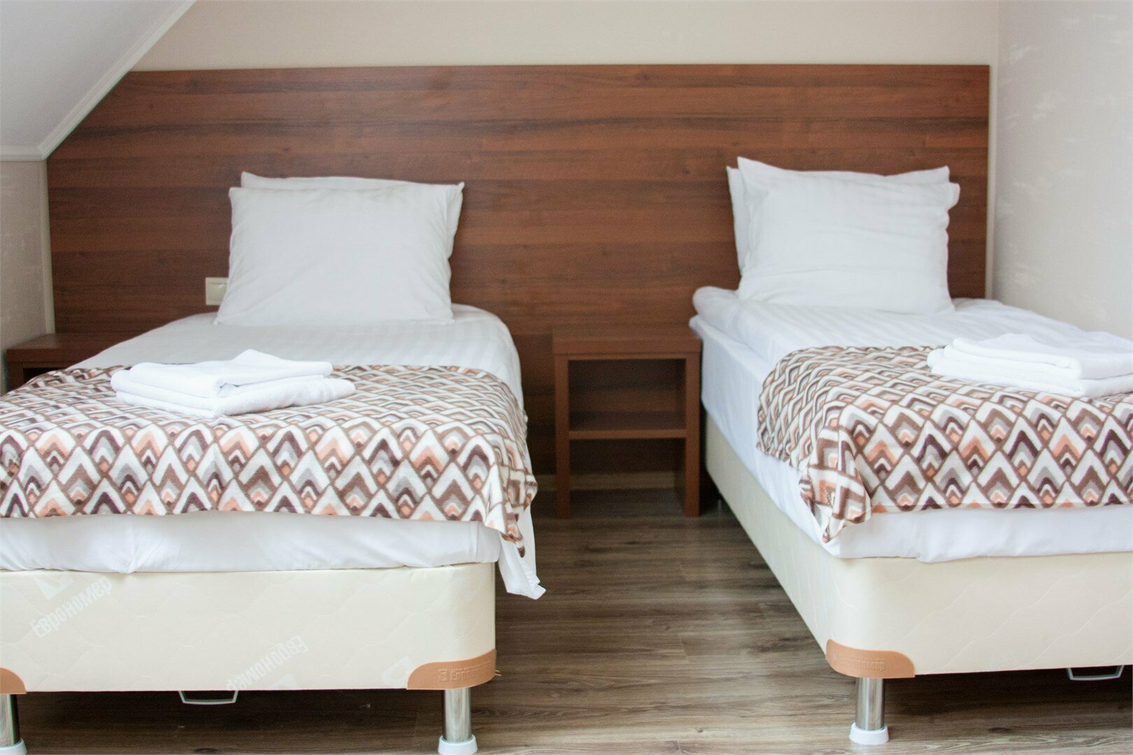 Полулюкс с балконом