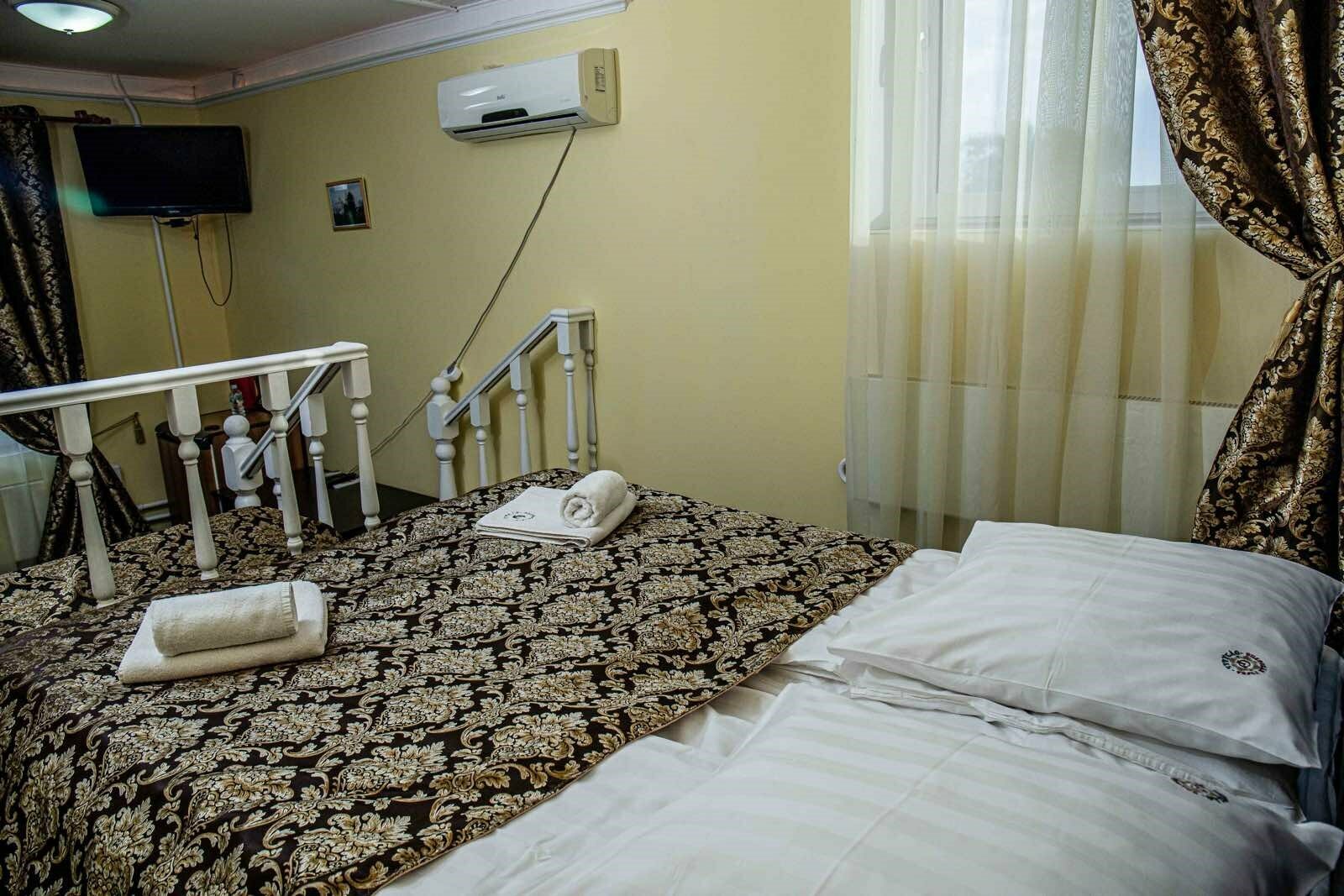 Апартамент трёхместный полулюкс 1