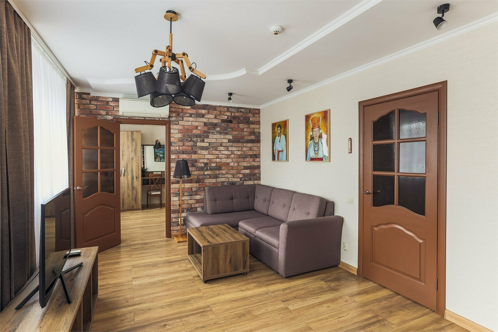 1 категория "Комфорт +", 405