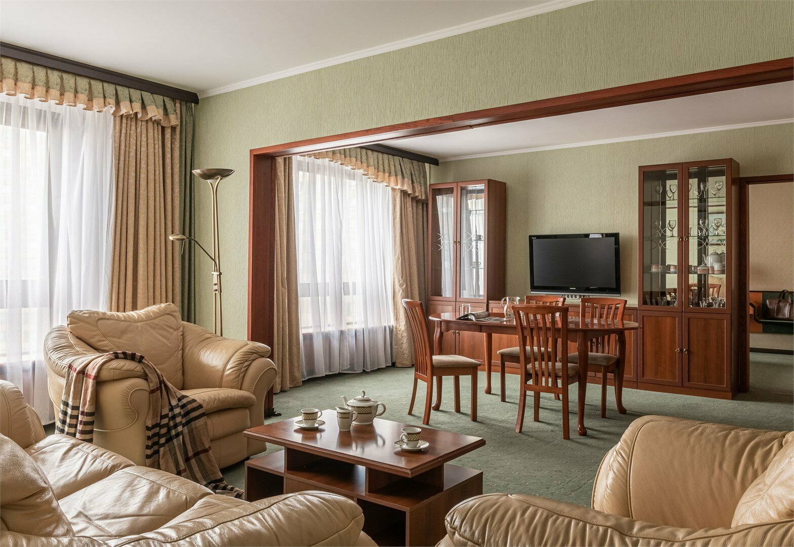 Апартаменты