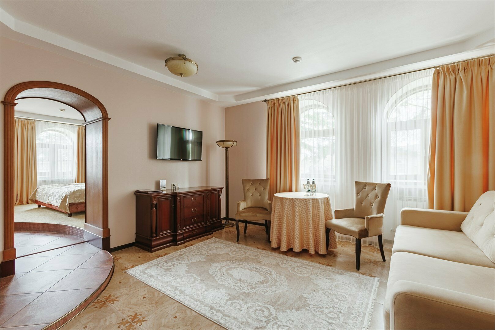 ЛЮКС С ДЖАКУЗИ