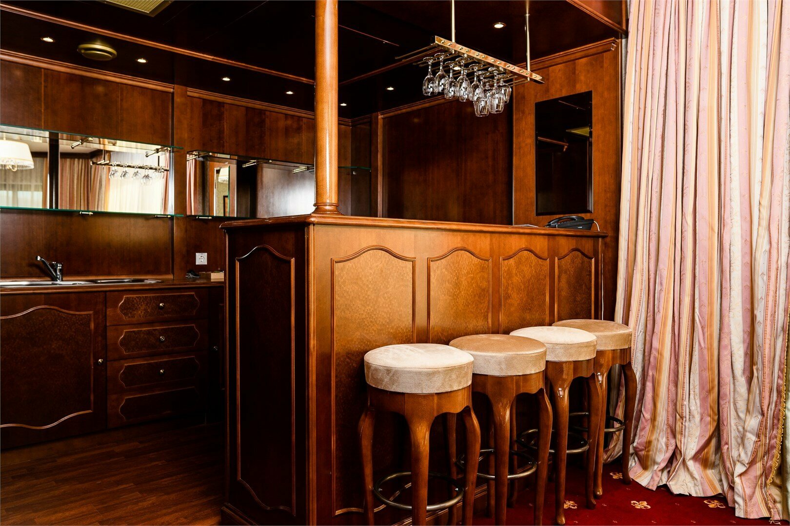 Номер-студия