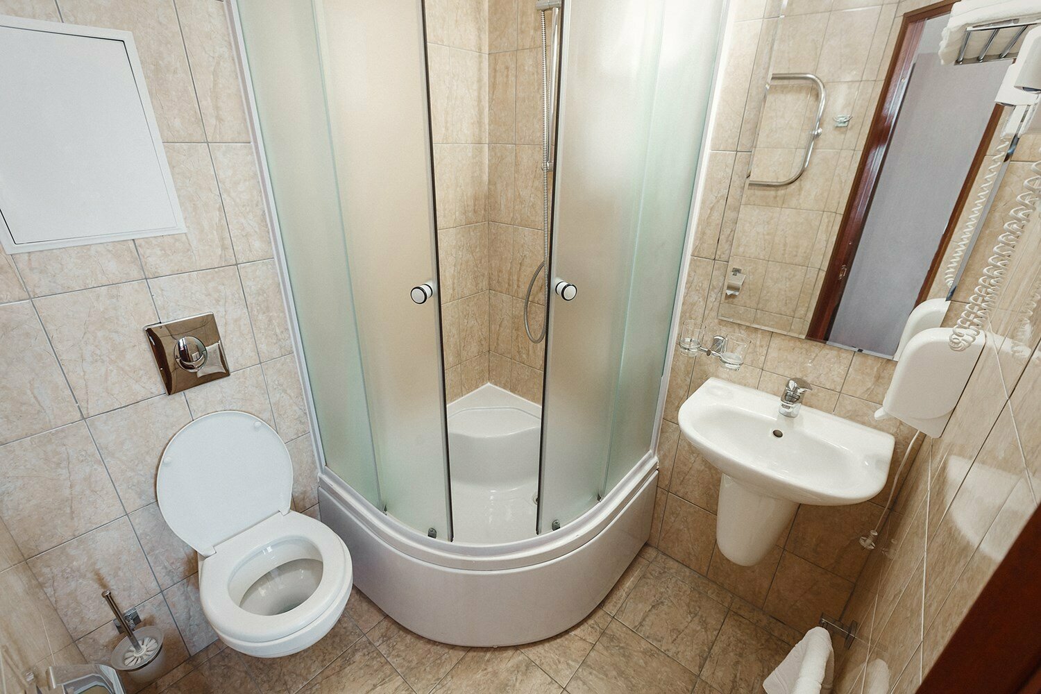 Первая категория "Стандарт"(две кровати соединенные топпером)