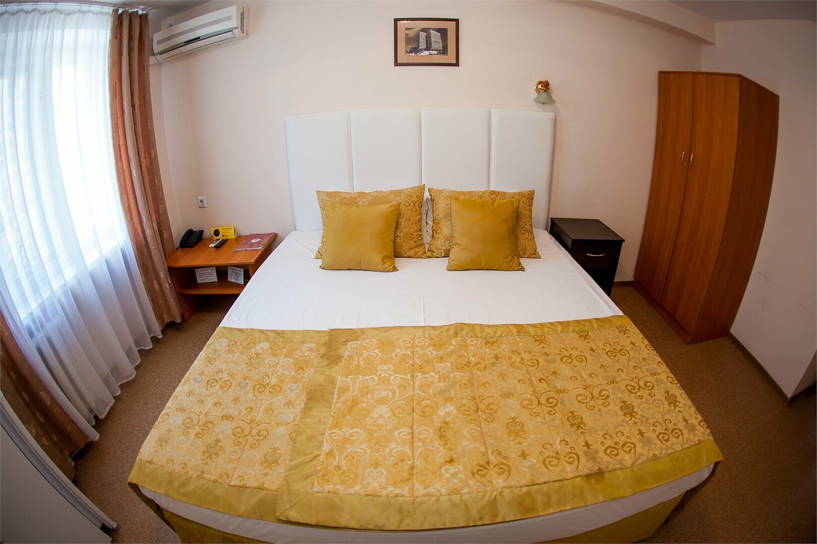 Двухместный номер с 2 отдельными кроватями и душем