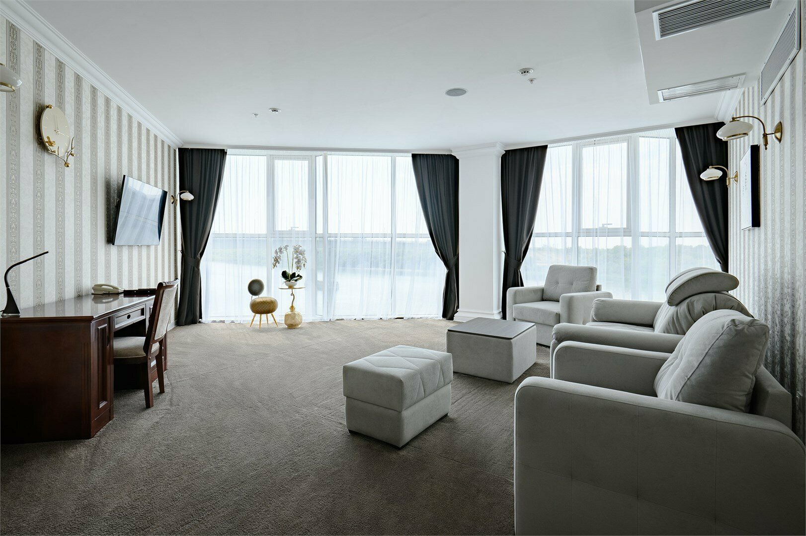 Апартаменты