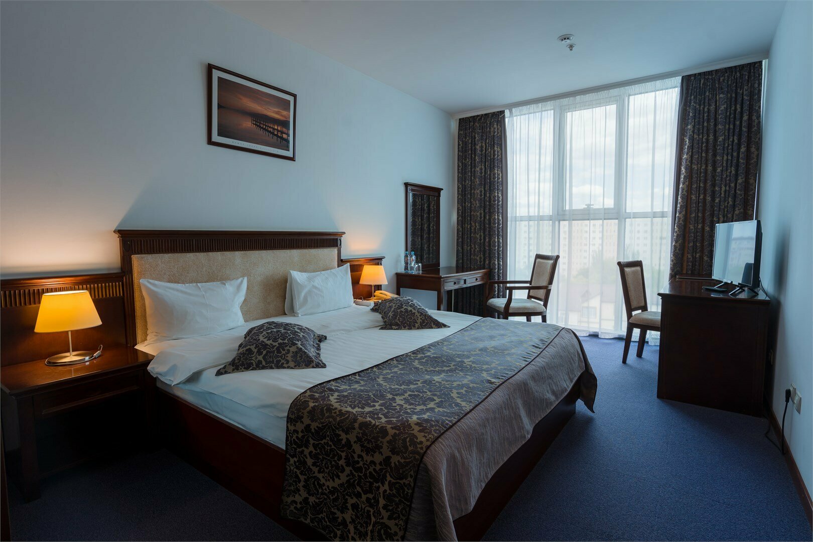 Оптима с двуспальной кроватью