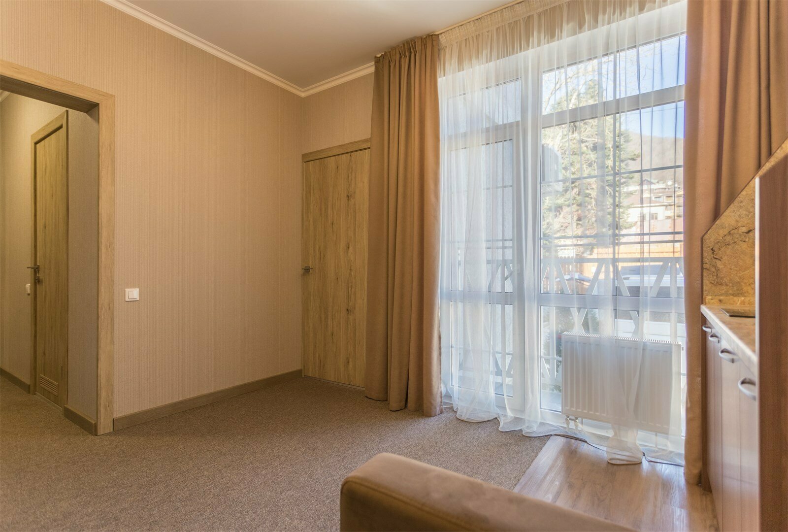 Апартаменты с балконом