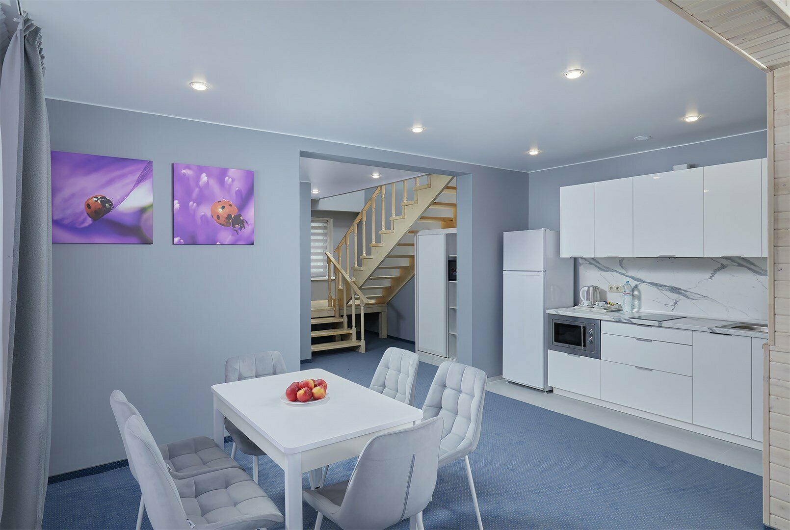 Дуплекс с двумя спальнями и кухней