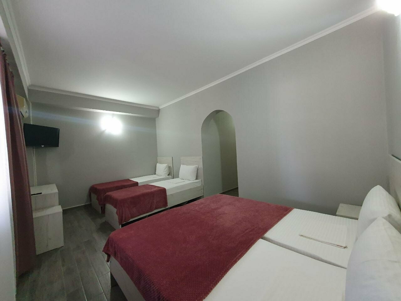 Улучшенный четырехместный номер