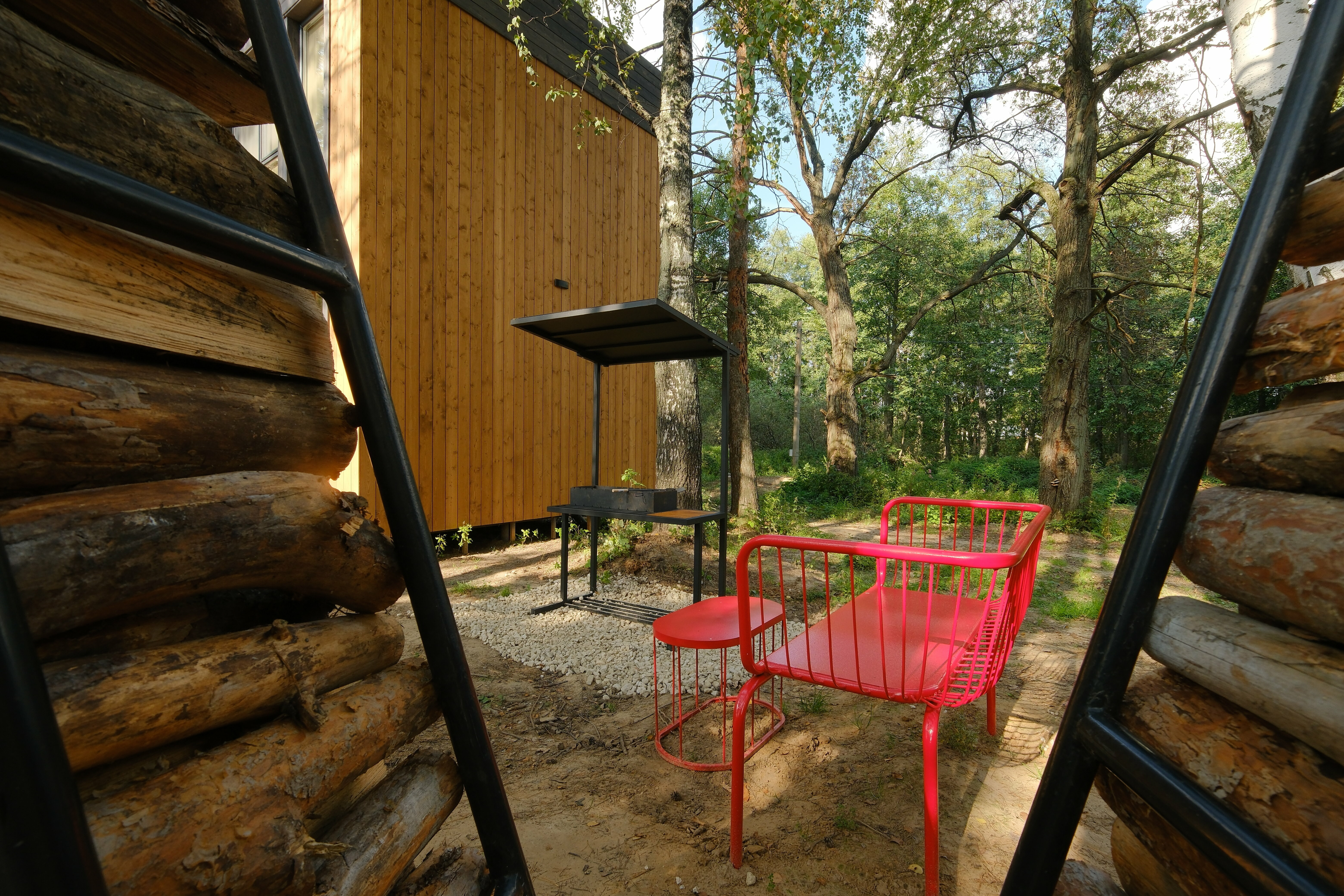 Дом с видом на лес