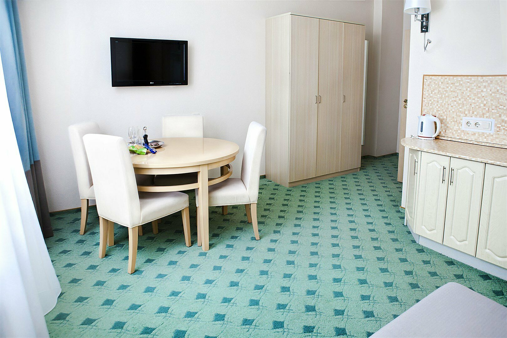 Apartment/Апартамент (Студия)  двухместный двухкомнатный с мини-кухней, 1 Корпус