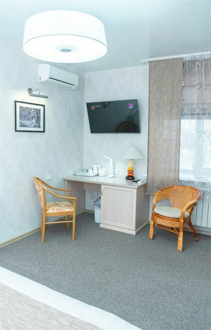 Люкс с двухспальной кроватью