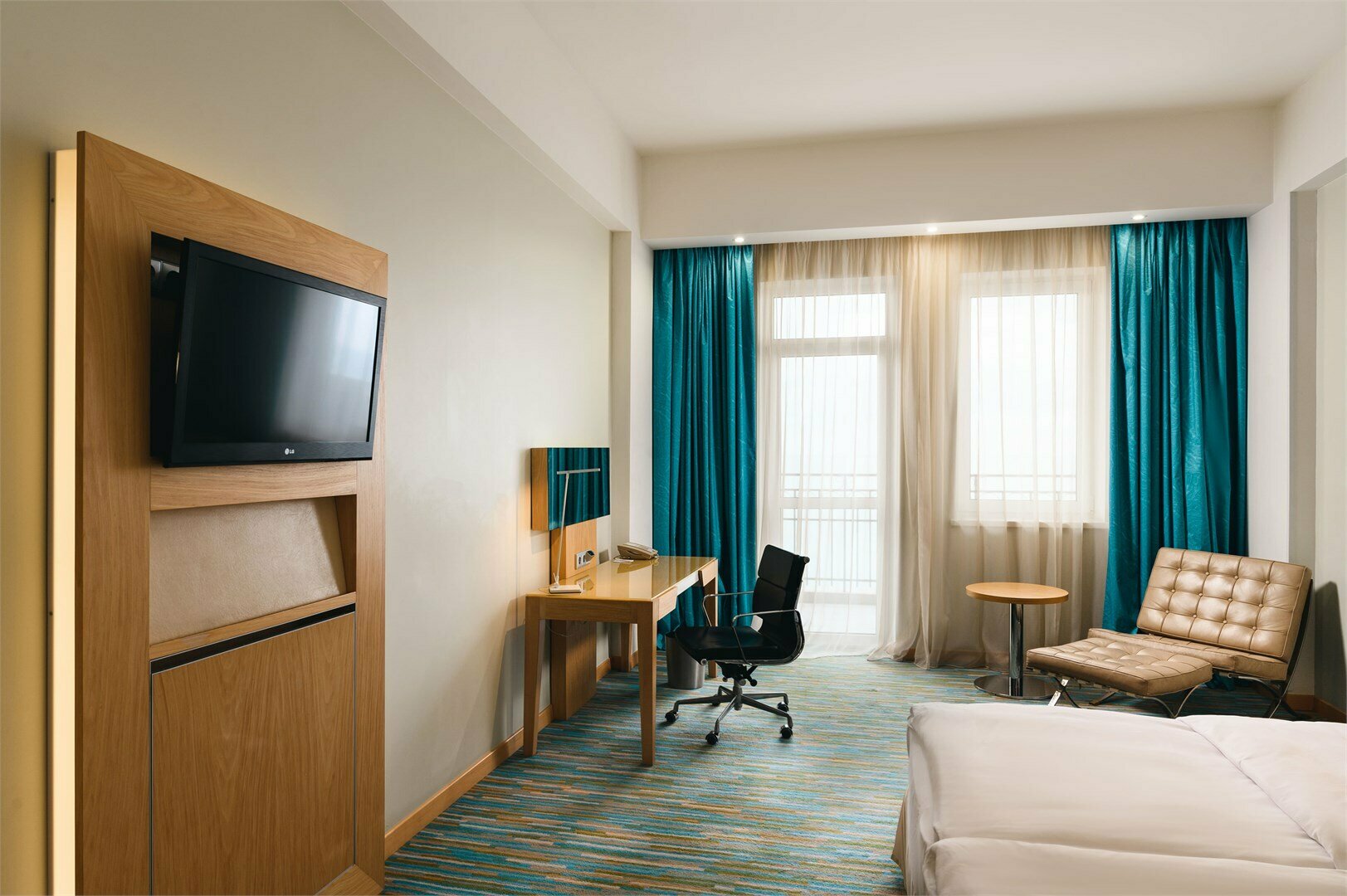 Улучшенный Модерн с видом на море 5*