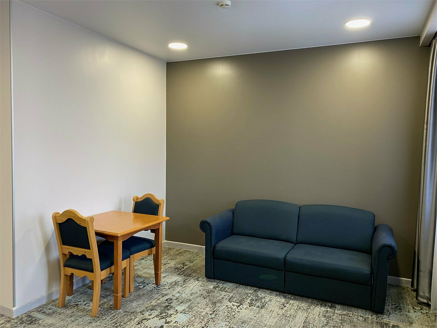 Джуниор Сюит Плюс