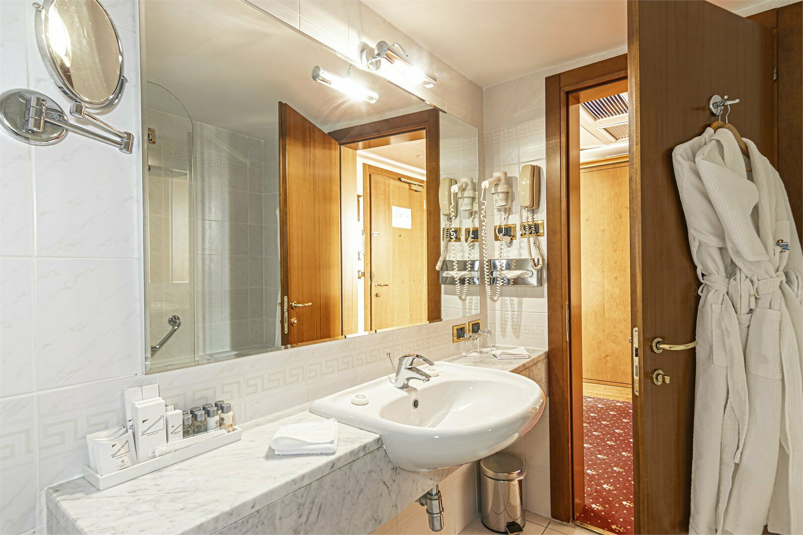 Стандарт с видом на Центр