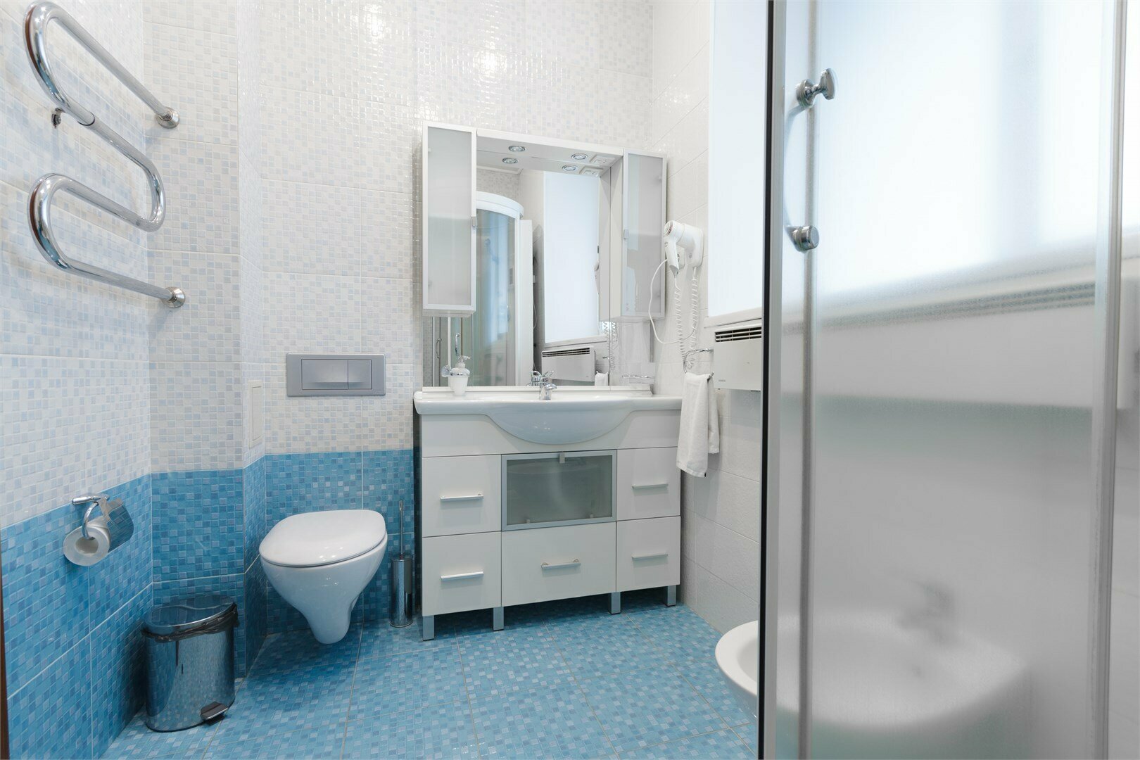 Джуниор сюит №7