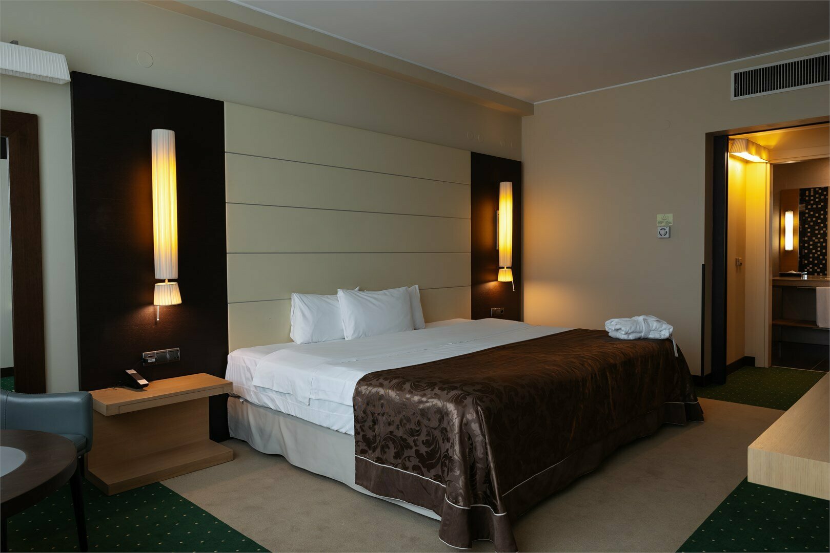 Бизнес Люкс