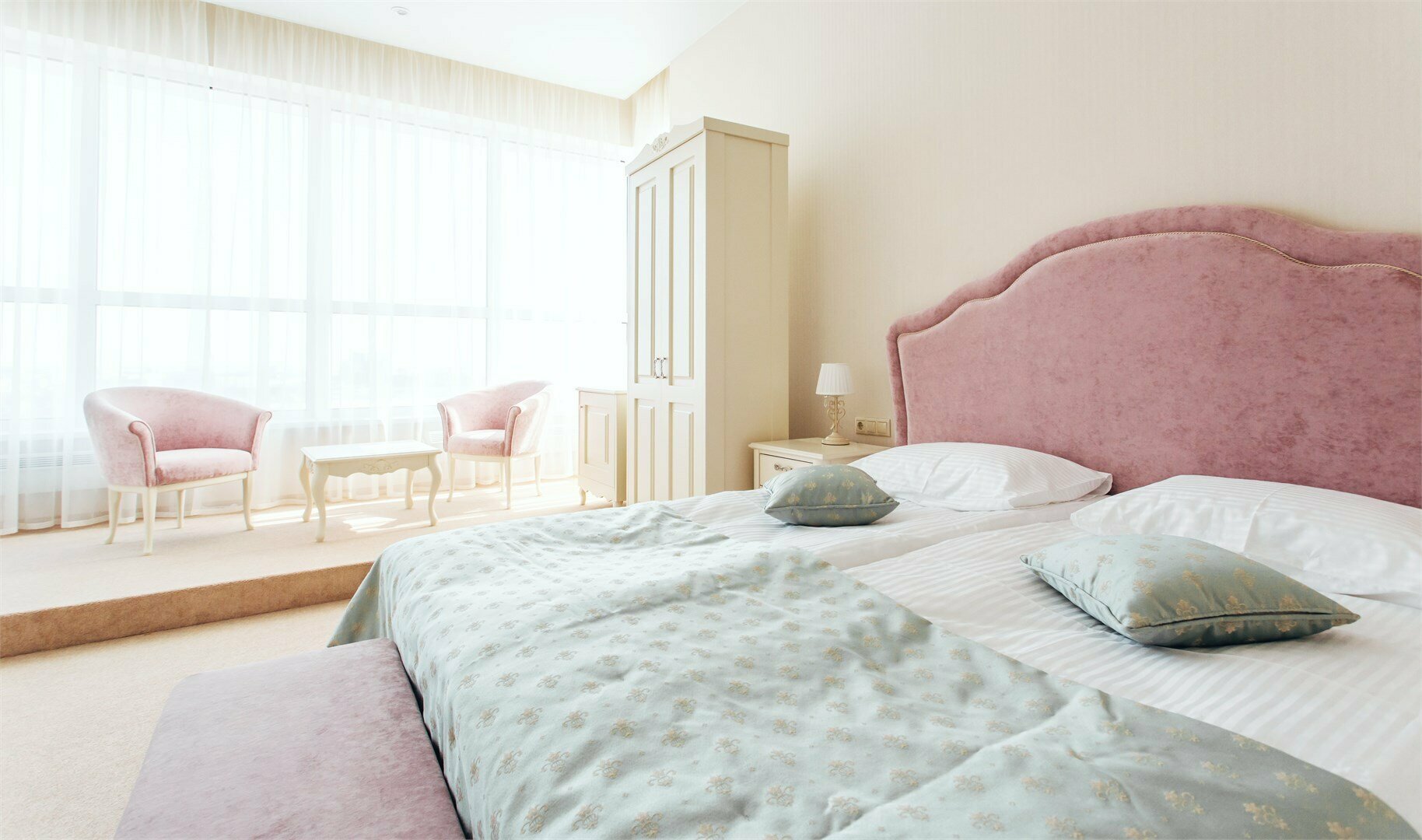 СТУДИО (STUD) WHITE  (21/22 этаж)