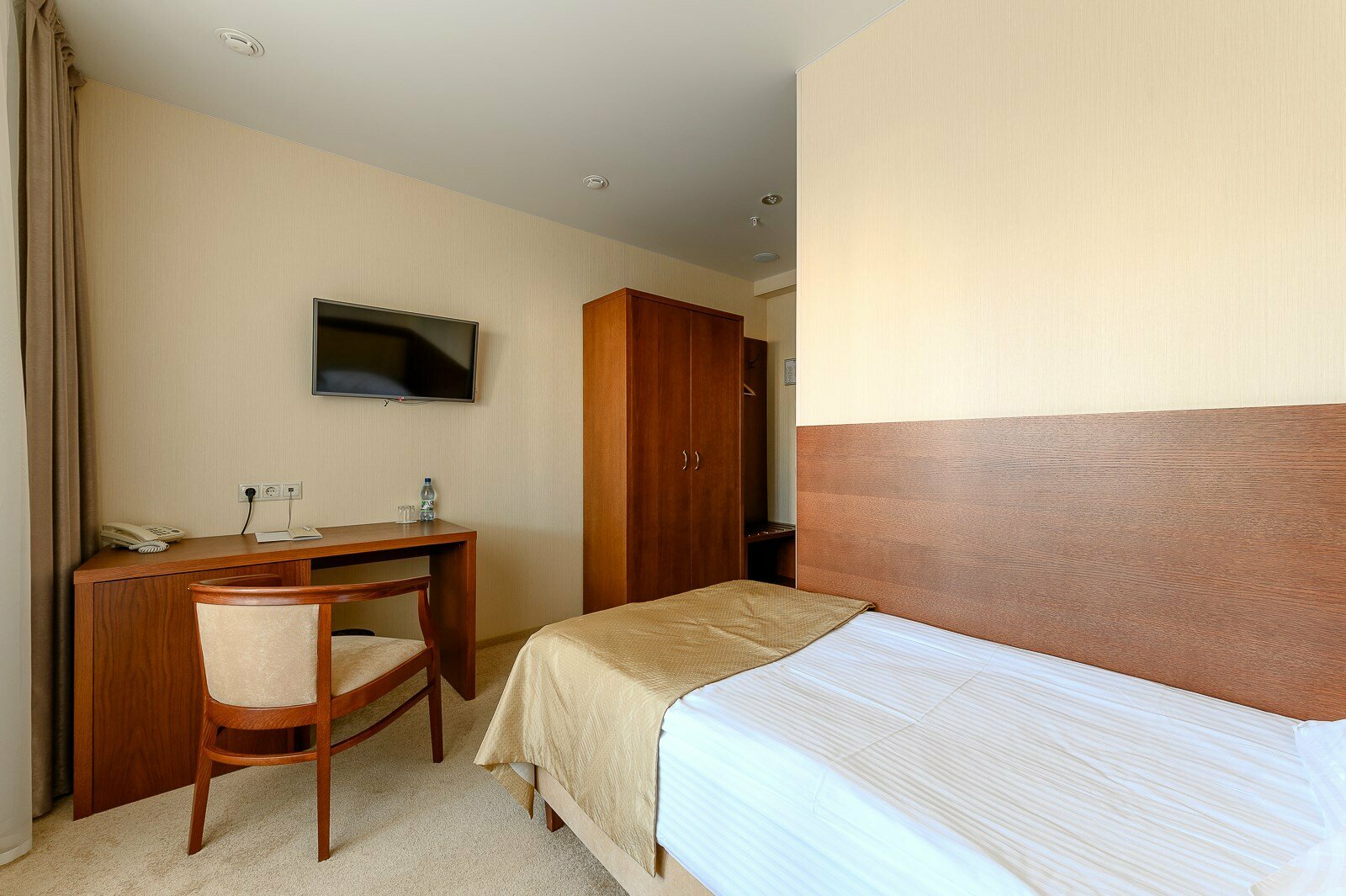 ОДНОМЕСТНЫЙ НОМЕР (SNGL 2 этаж)