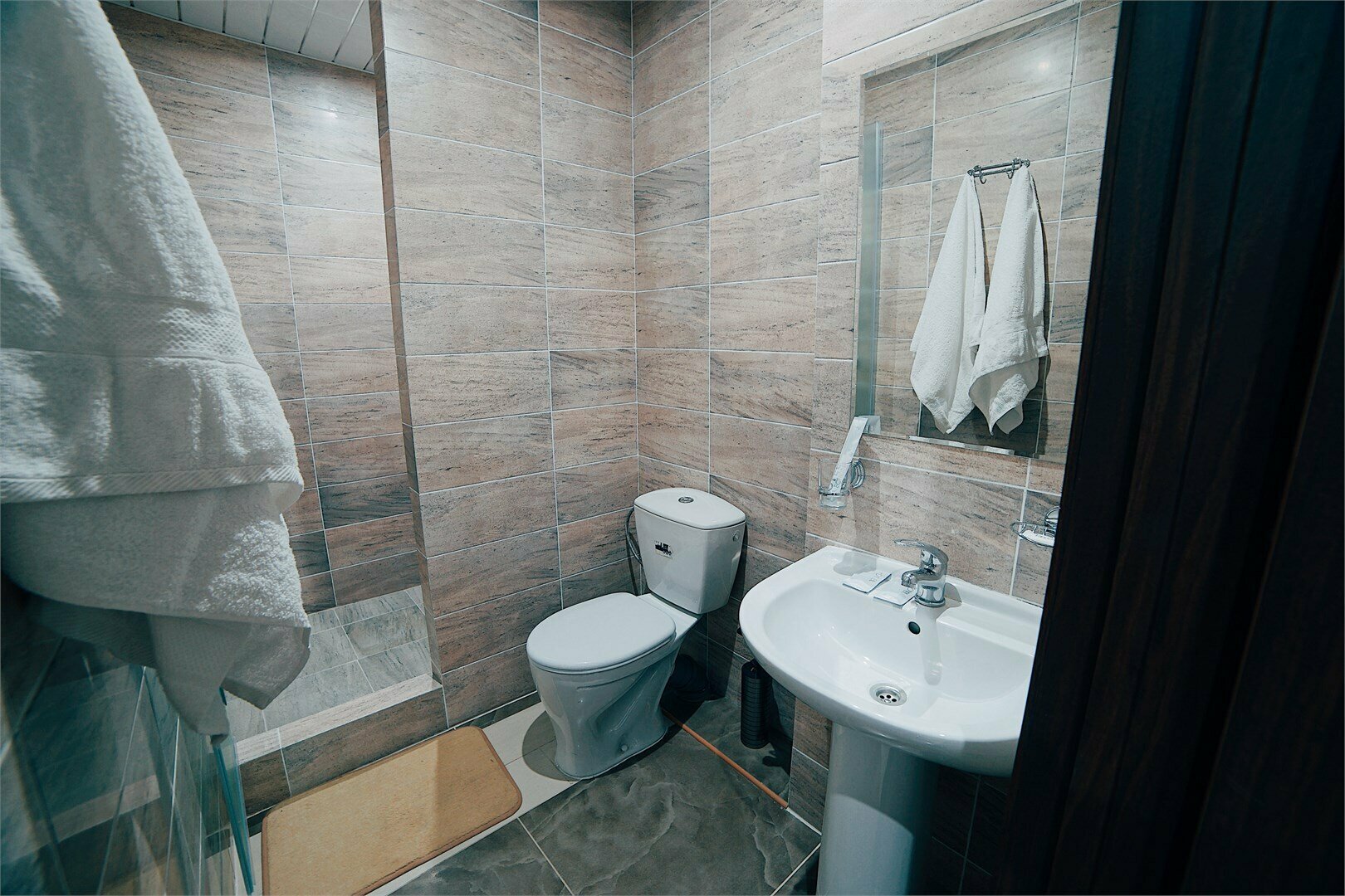 Джуниор Сюит с кроватью размера "king-size" ВИП