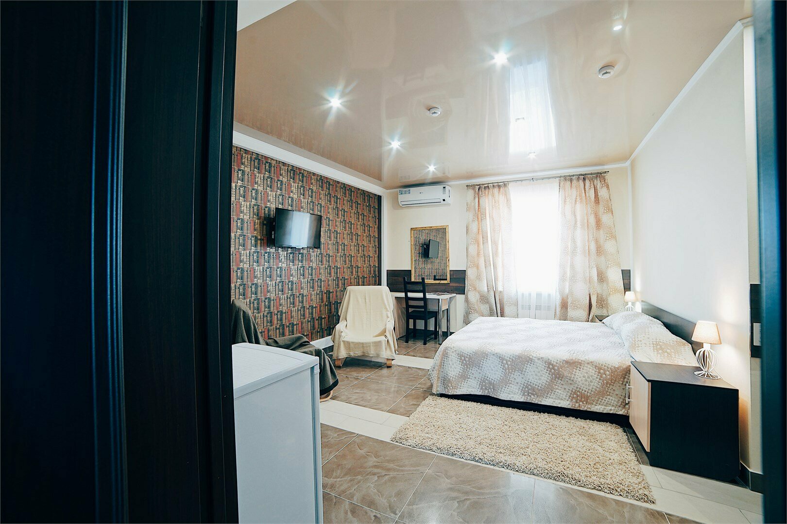 Джуниор Сюит с кроватью размера "king-size" ВИП