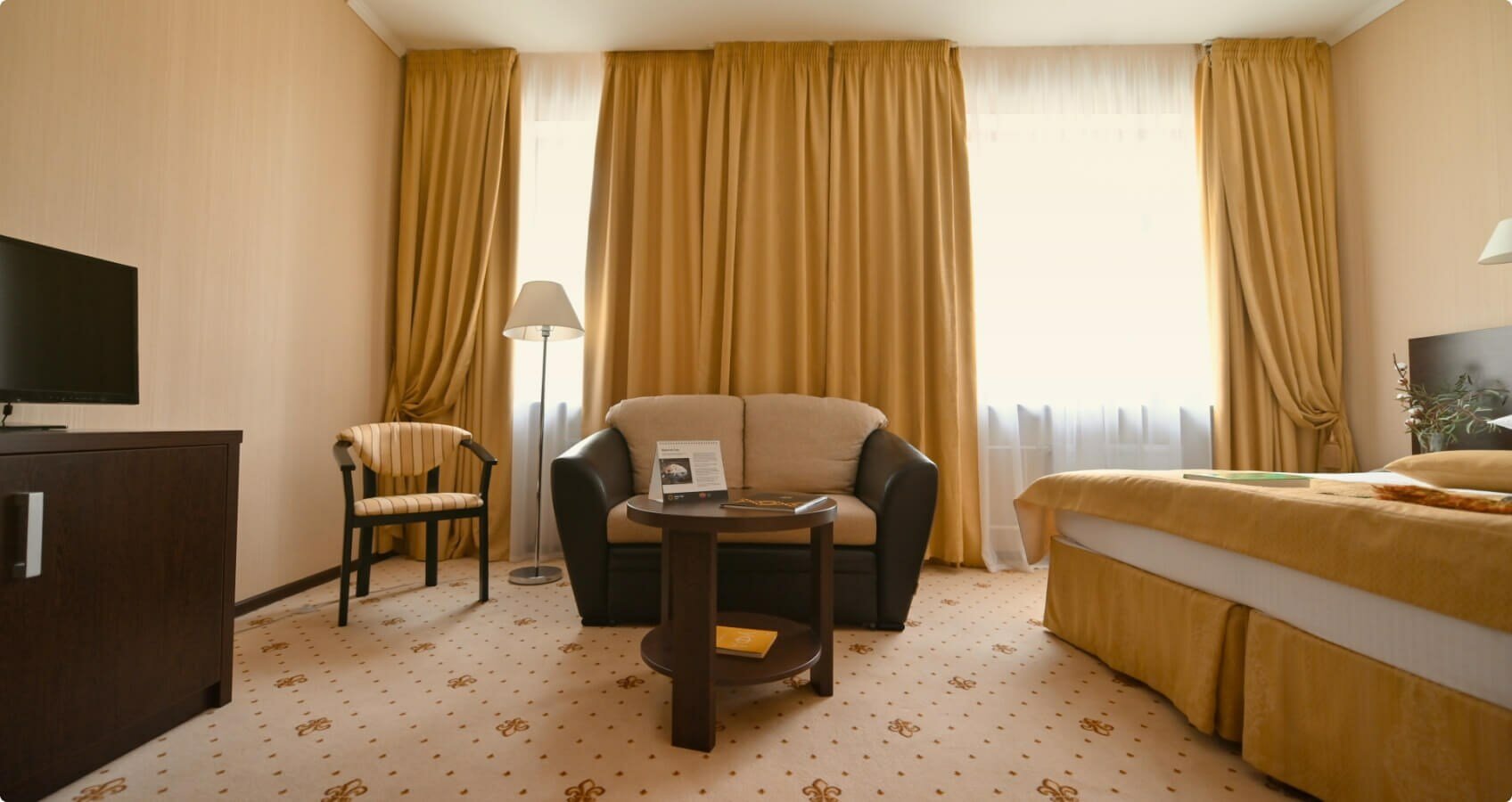 Джуниор Сьют