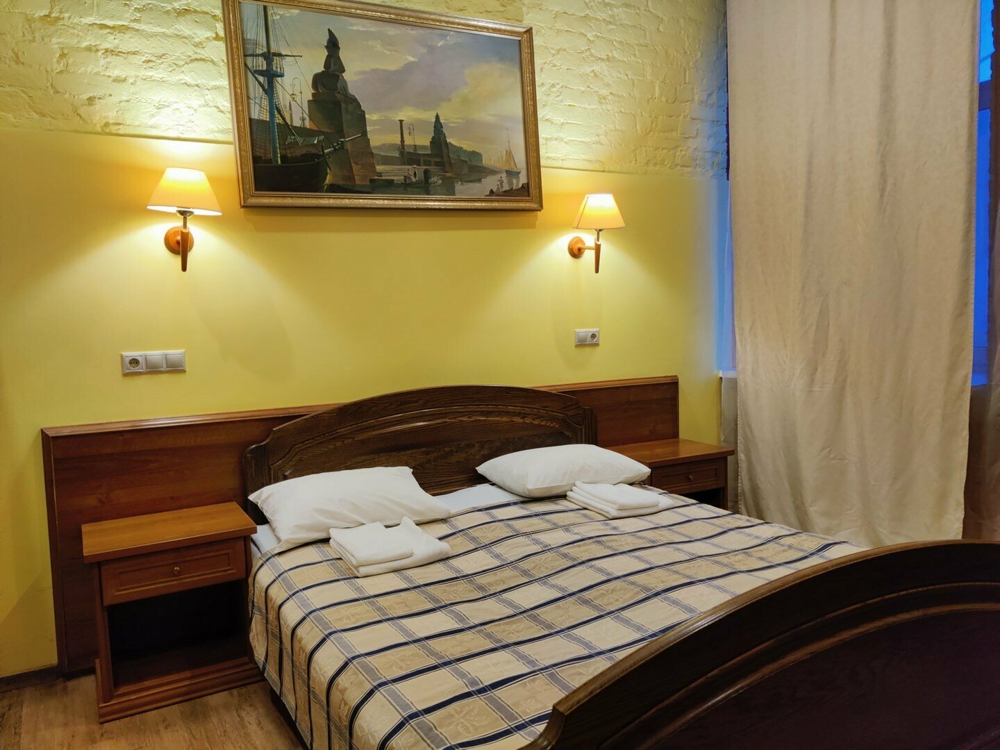 Комната Комфорт с двуспальной кроватью