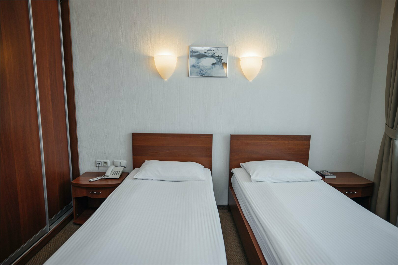 Стандарт с двуспальной или двумя односпальными кроватями