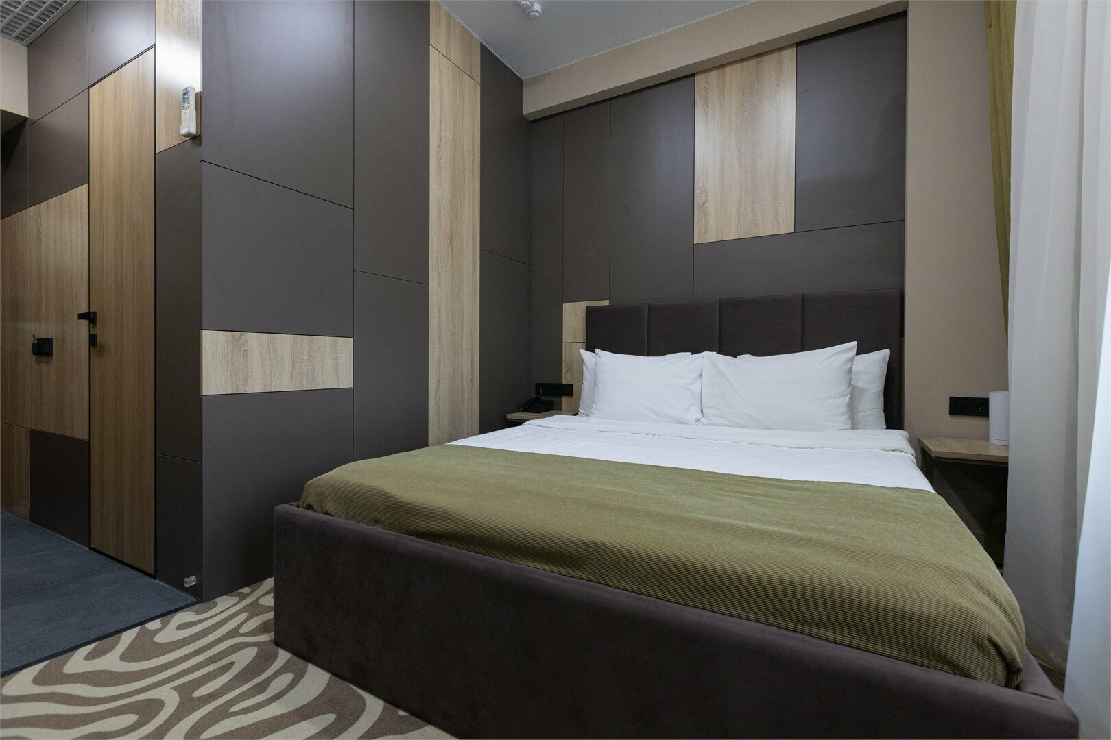 Комфорт с большой кроватью