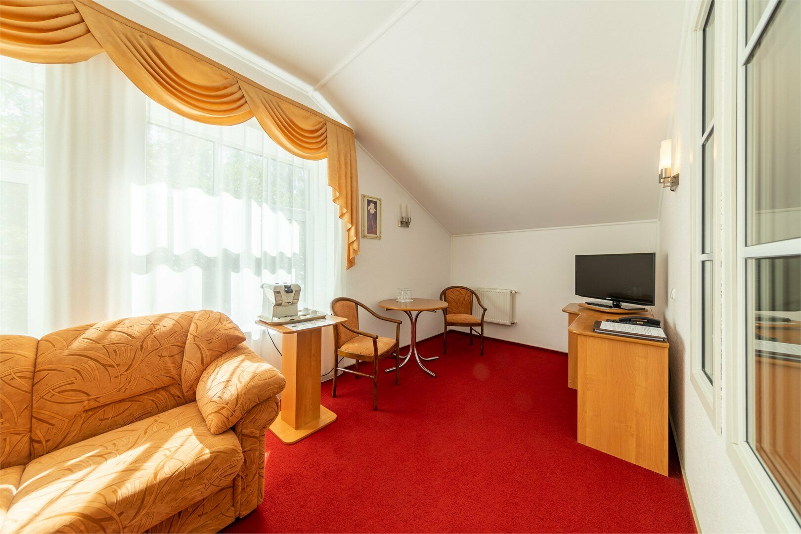 Двухместный стандартный номер на мансарде