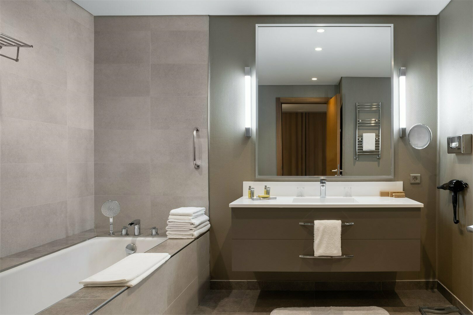 Номер Делюкс с двумя раздельными кроватями