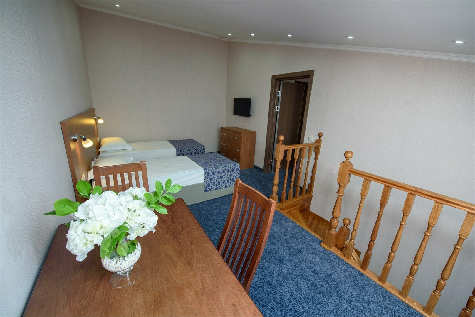 Гранд Люкс (2-местный 3-комнатный 2-х уровневый с балконом)