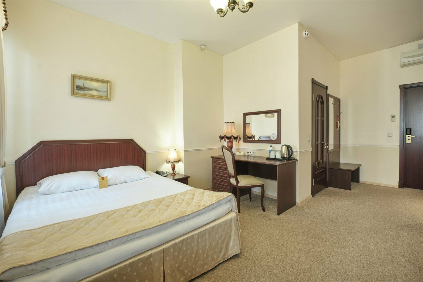 Комфорт одна большая кровать