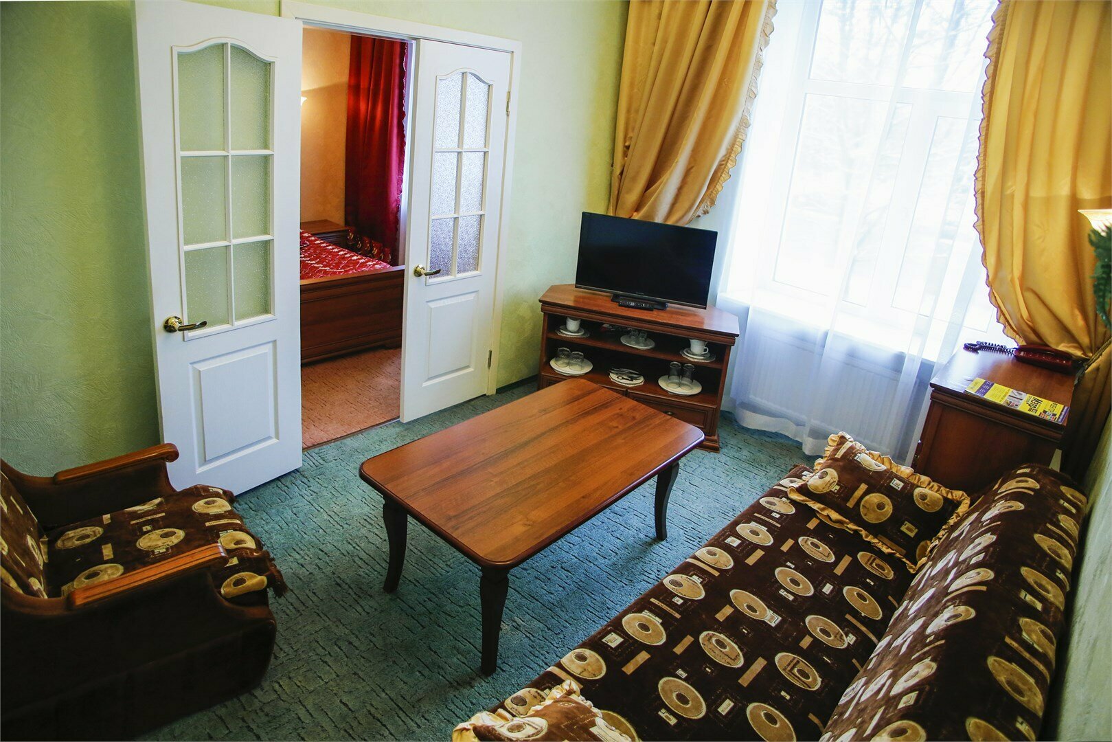 Двухкомнатный двухместный "Комфорт"(выбор кроватей не гарантирован)