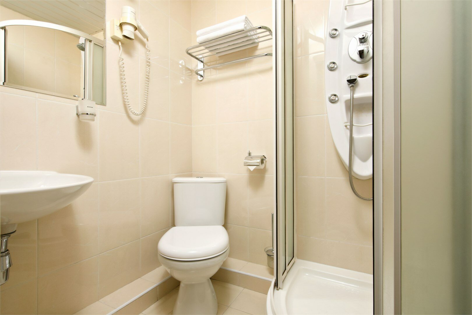 Улучшенный двухместный номер с 1 кроватью