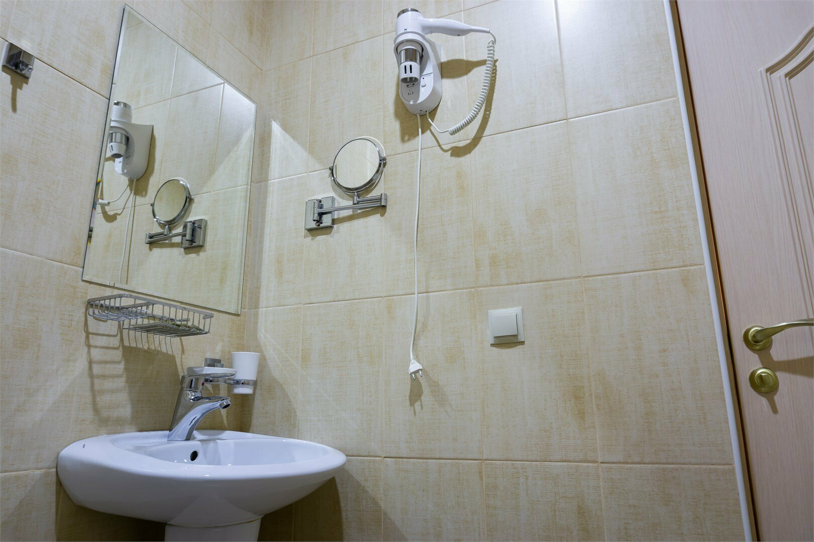 Стандарт с 3 раздельными кроватями, с душем