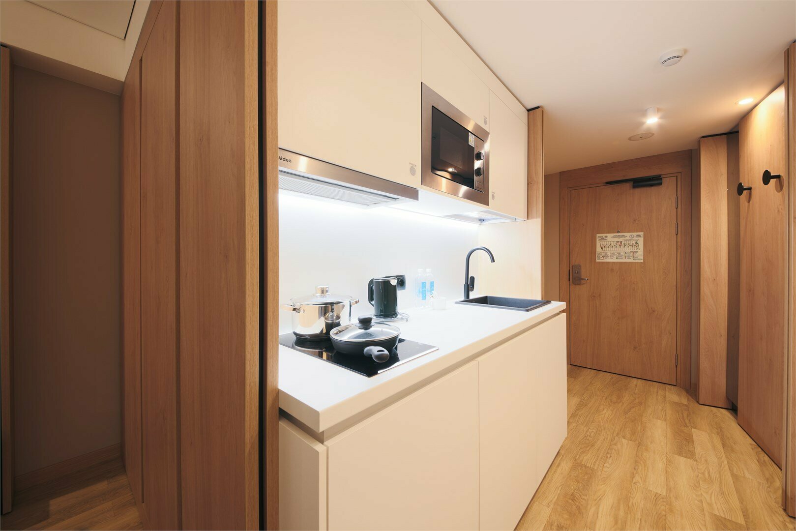 Valo Business Superior