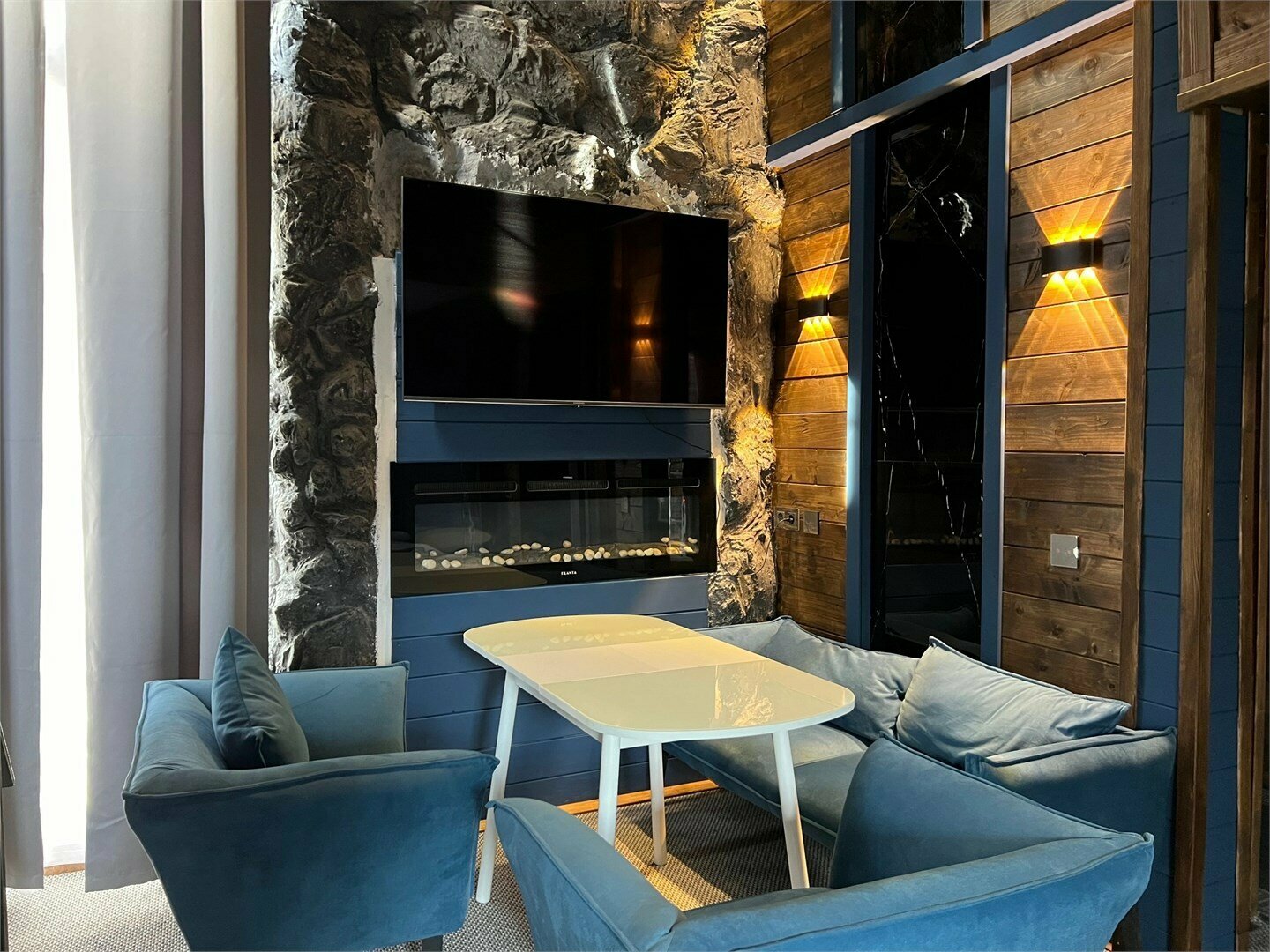 Делюкс Плюс