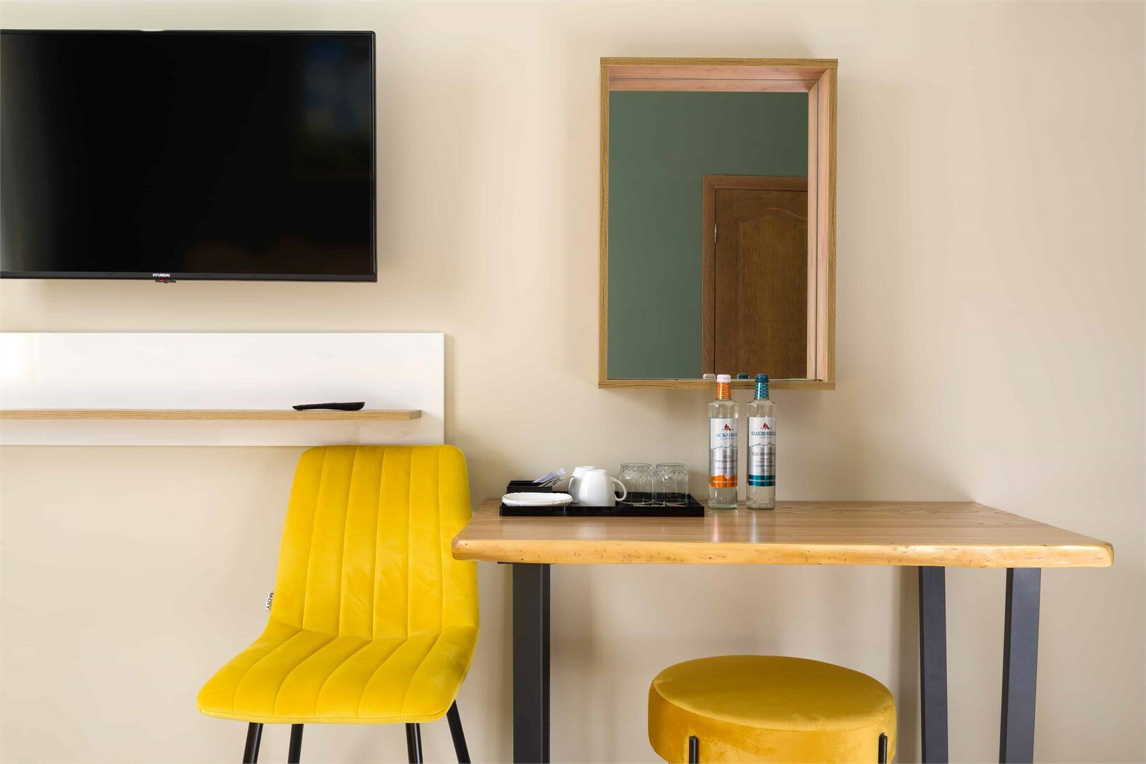 Стандартный номер с одной двуспальной кроватью