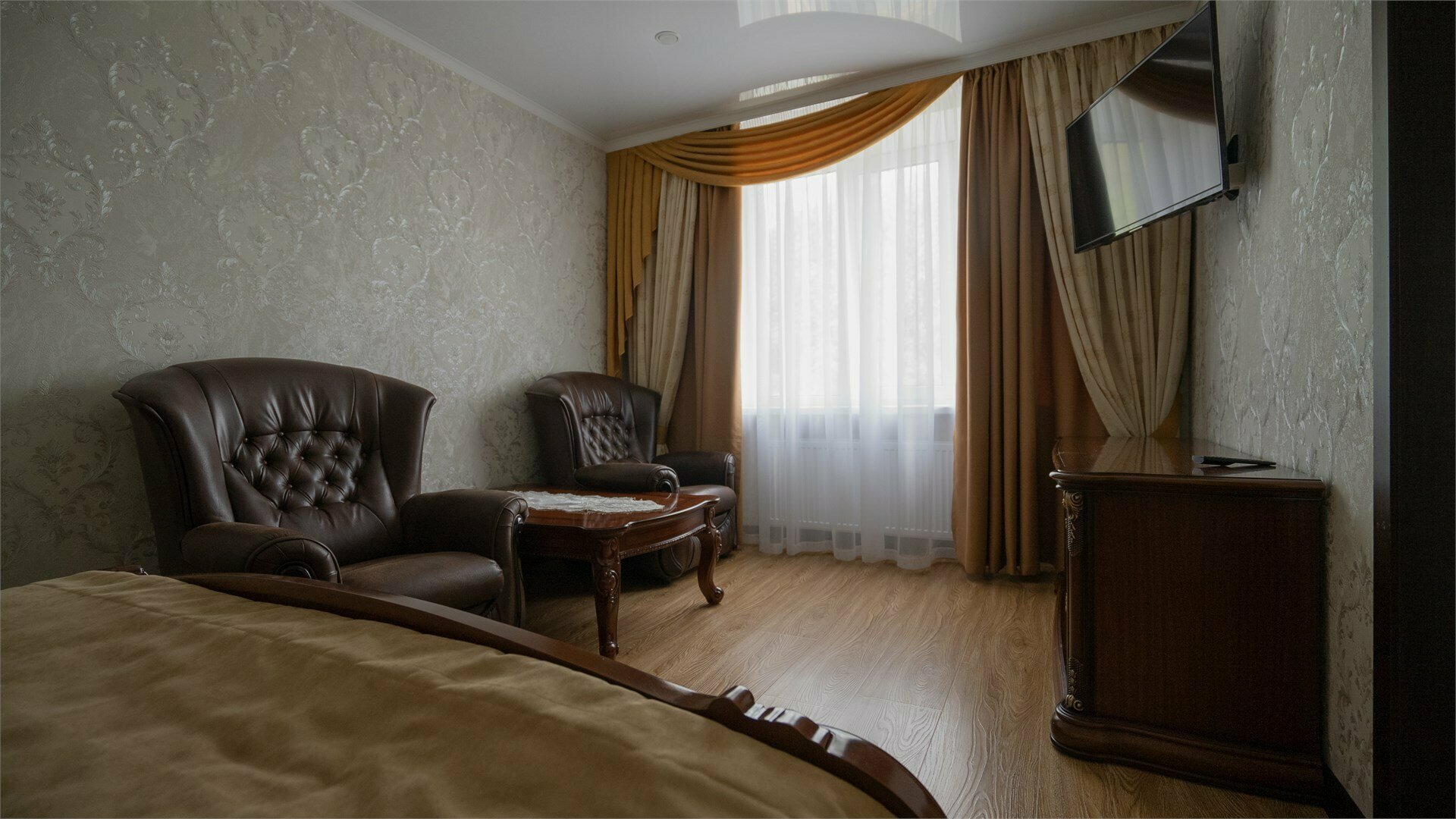 VIP люкс 3-комнатный