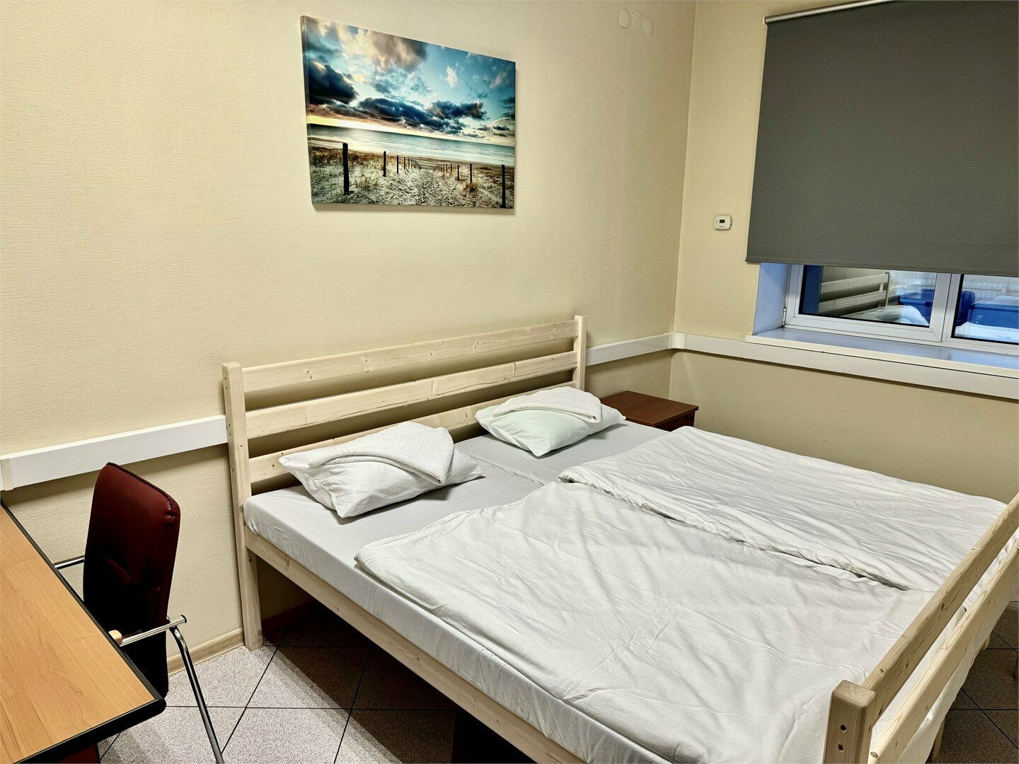 Двухместная комната с большой кроватью супер кинг сайз (90*200 см)