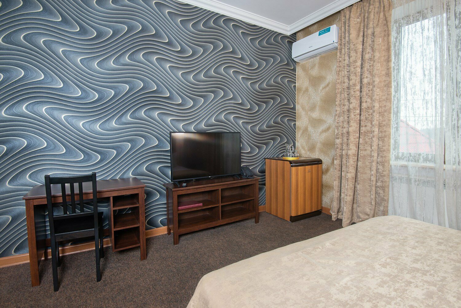 Улучшенный номер с кроватью размера «king-size» №201