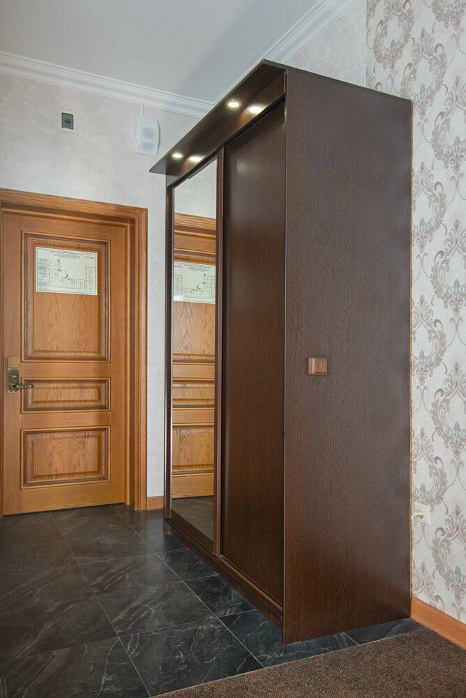 Улучшенный номер с кроватью размера «king-size» №201